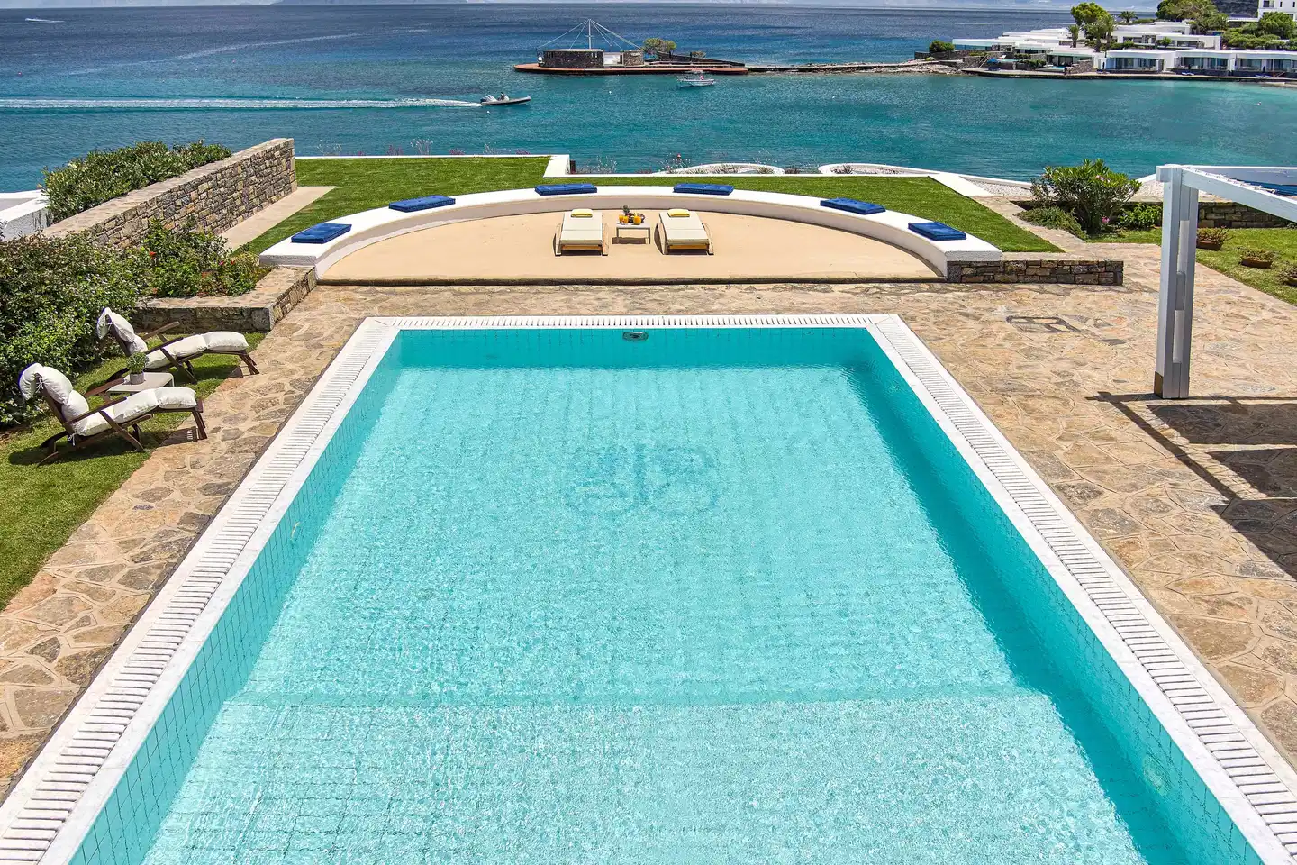 Elounda Beach Hotel & Villas POOL