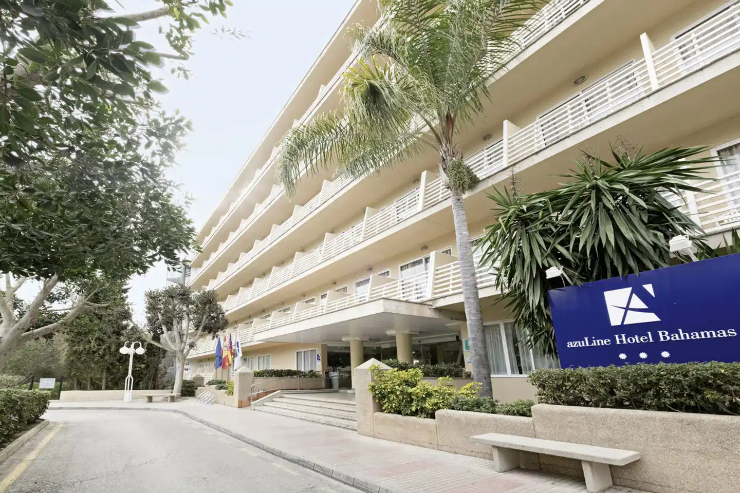 azuLine Bahamas Aussenansicht