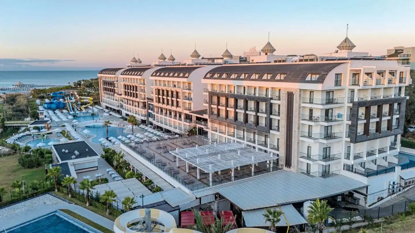 Diamond De Luxe Hotel & Spa Aussenansicht