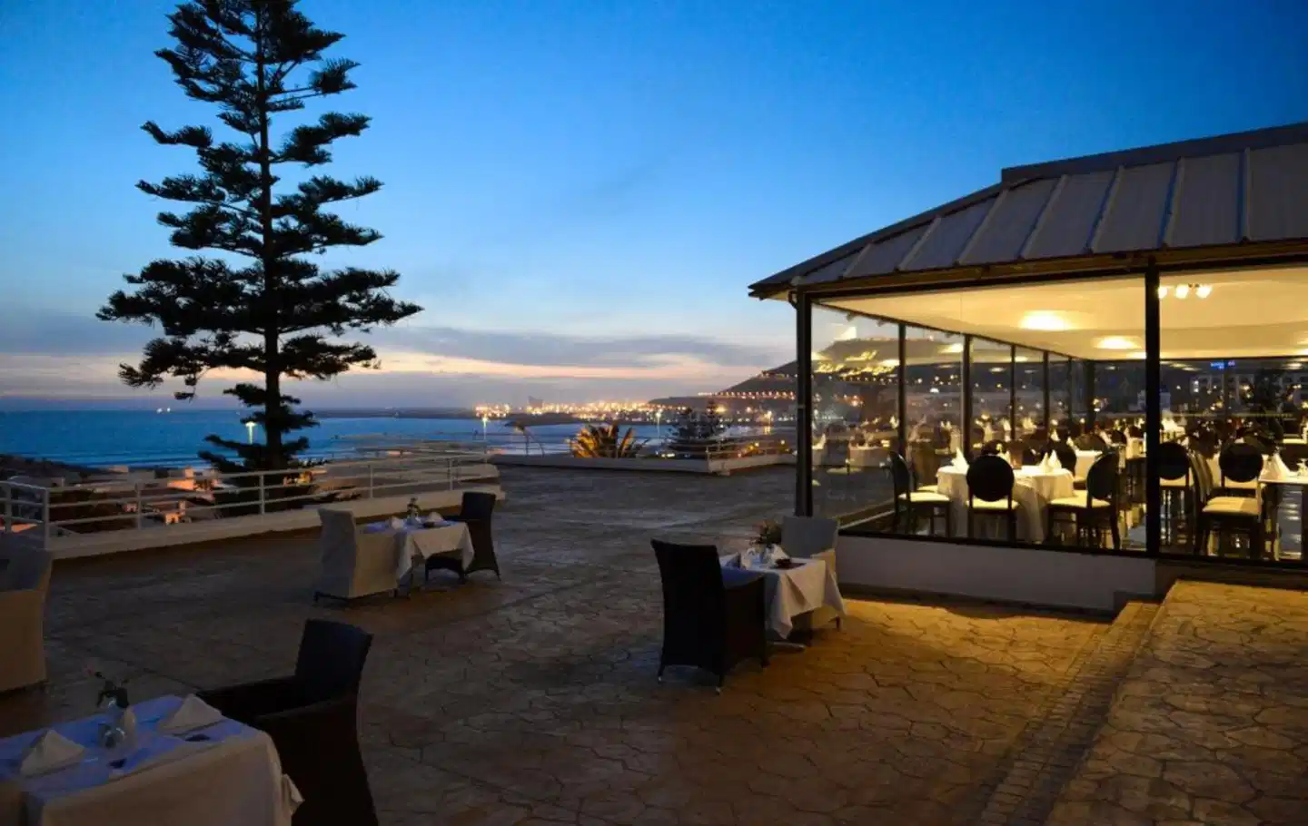 Anezi Tower Terrasse