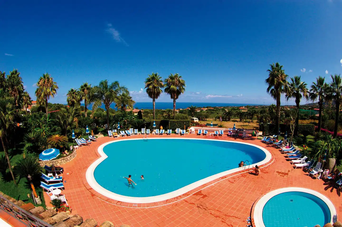 Residence Costa Azzurra Pool