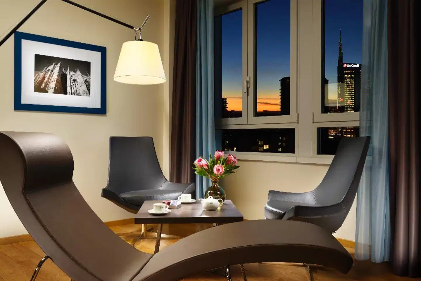 UNA Hotel Century Lobby