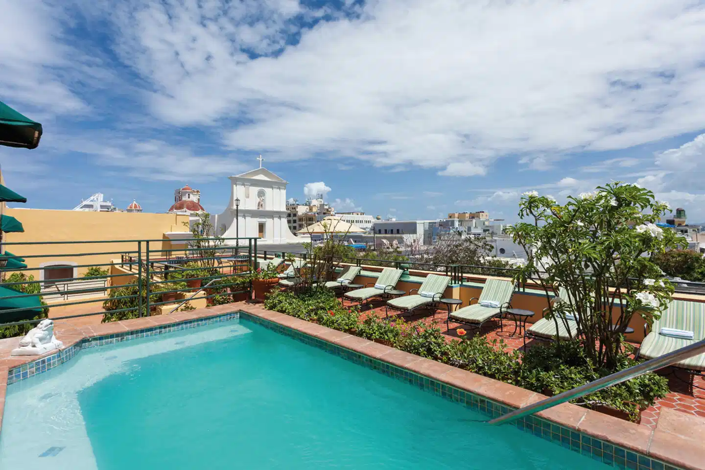 Hotel El Convento Pool