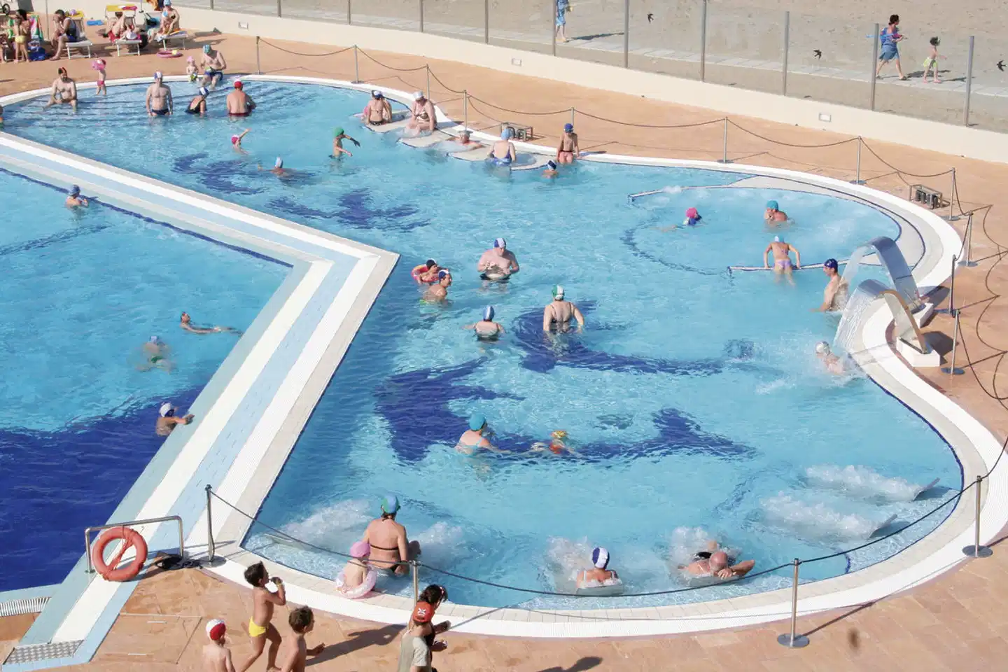 Feriendorf Rosapineta Süd Pool