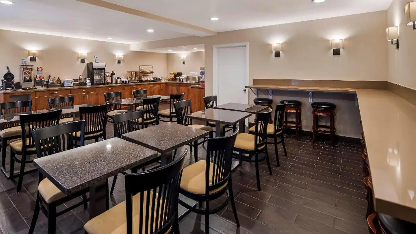 Best Western Norwalk Inn Restaurant