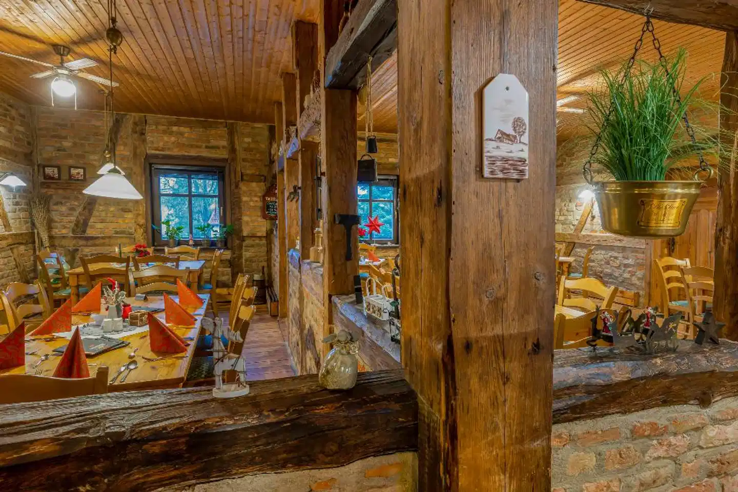 Land Gut Hotel Hermann Lobby