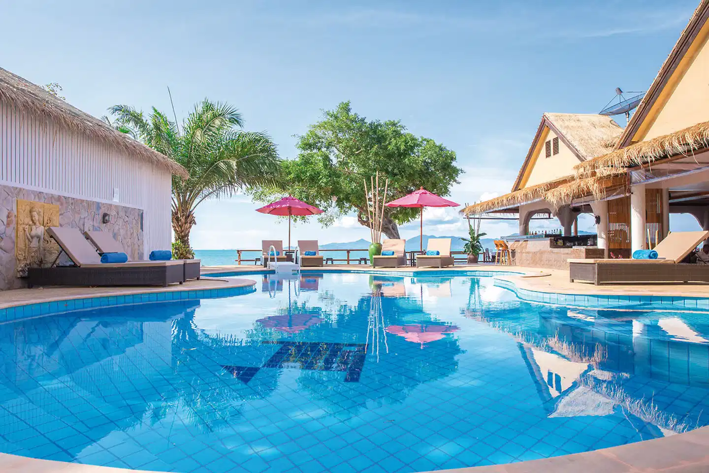 Adarin Beach Resort Pool