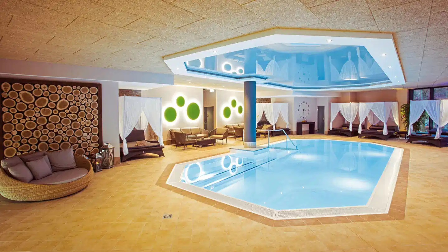 Göbel's Vital Hotel Hallenbad