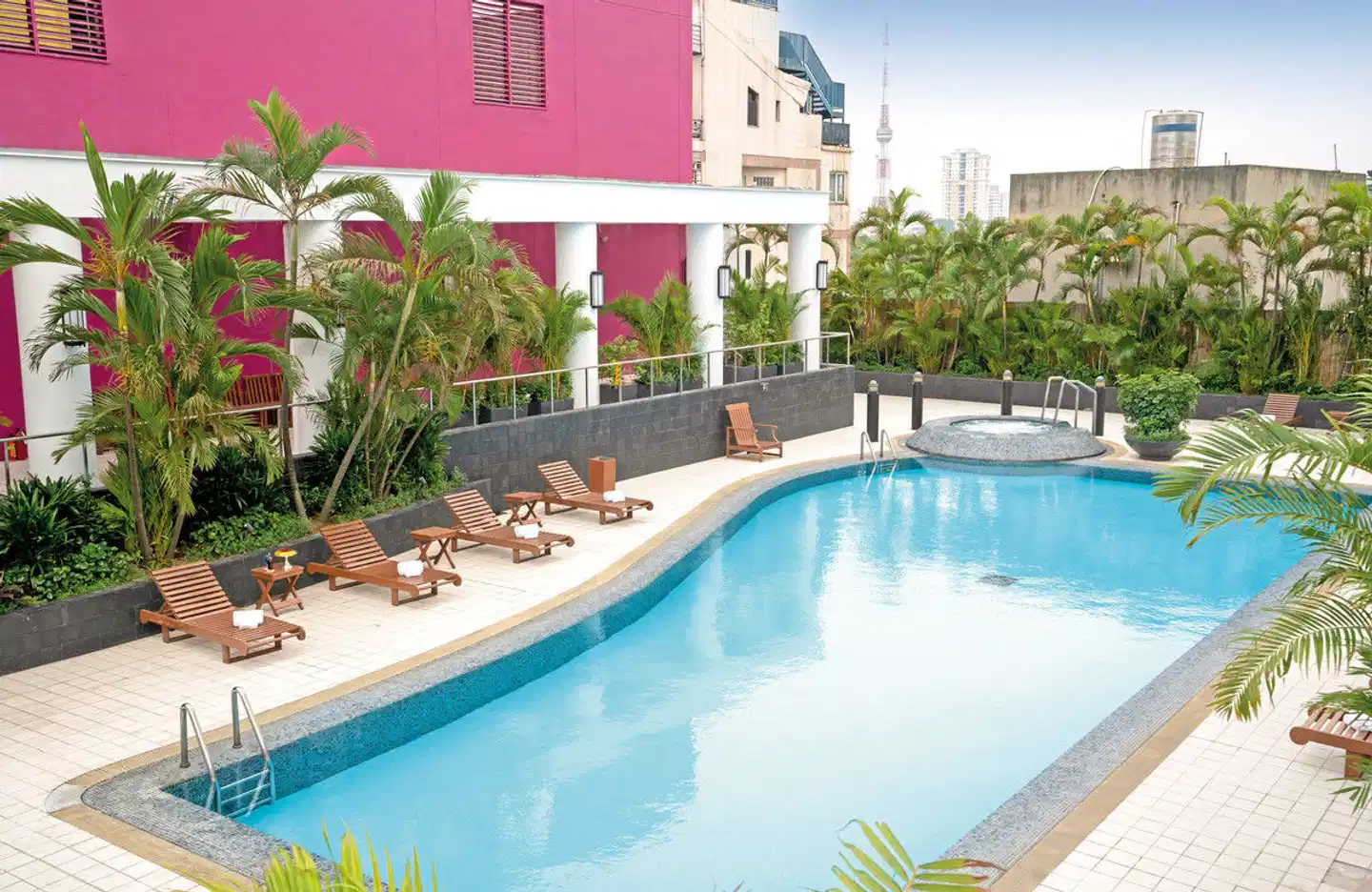 Hotel du Parc Hanoi Pool