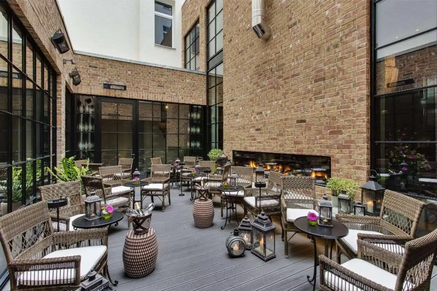 Hotel Zoo Berlin Terrasse