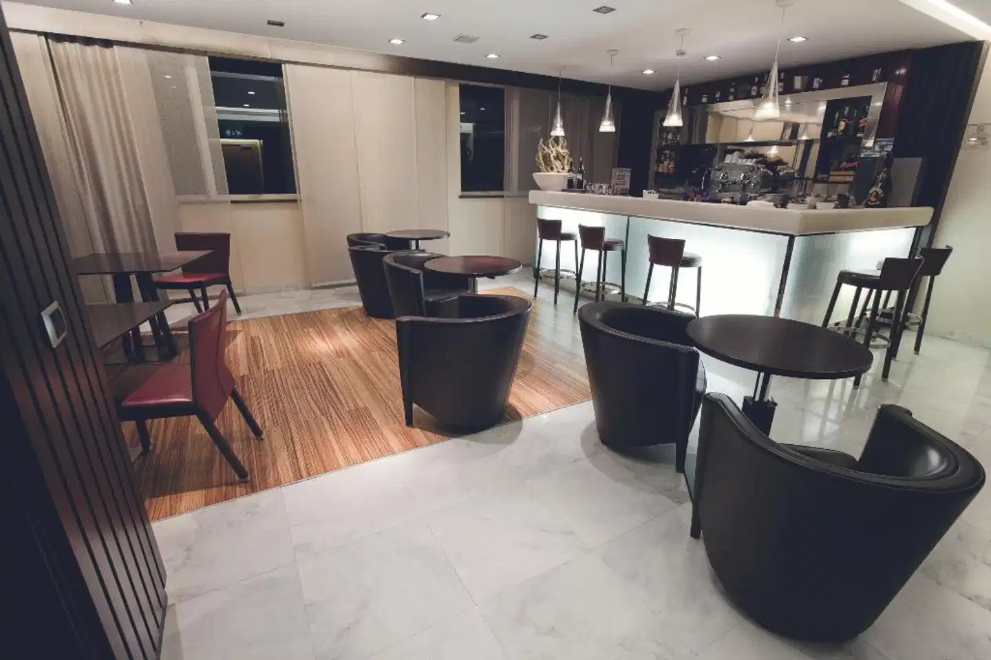 Papillo Hotels & Resorts Roma Bar