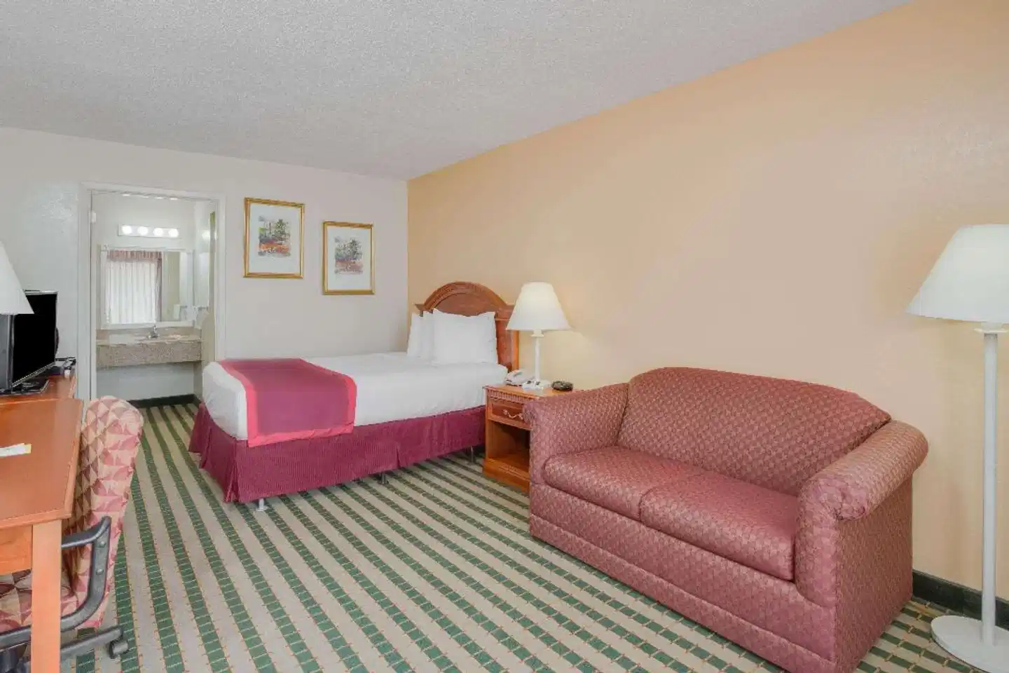 Days Inn by Wyndham Asheville West Wohnbeispiel