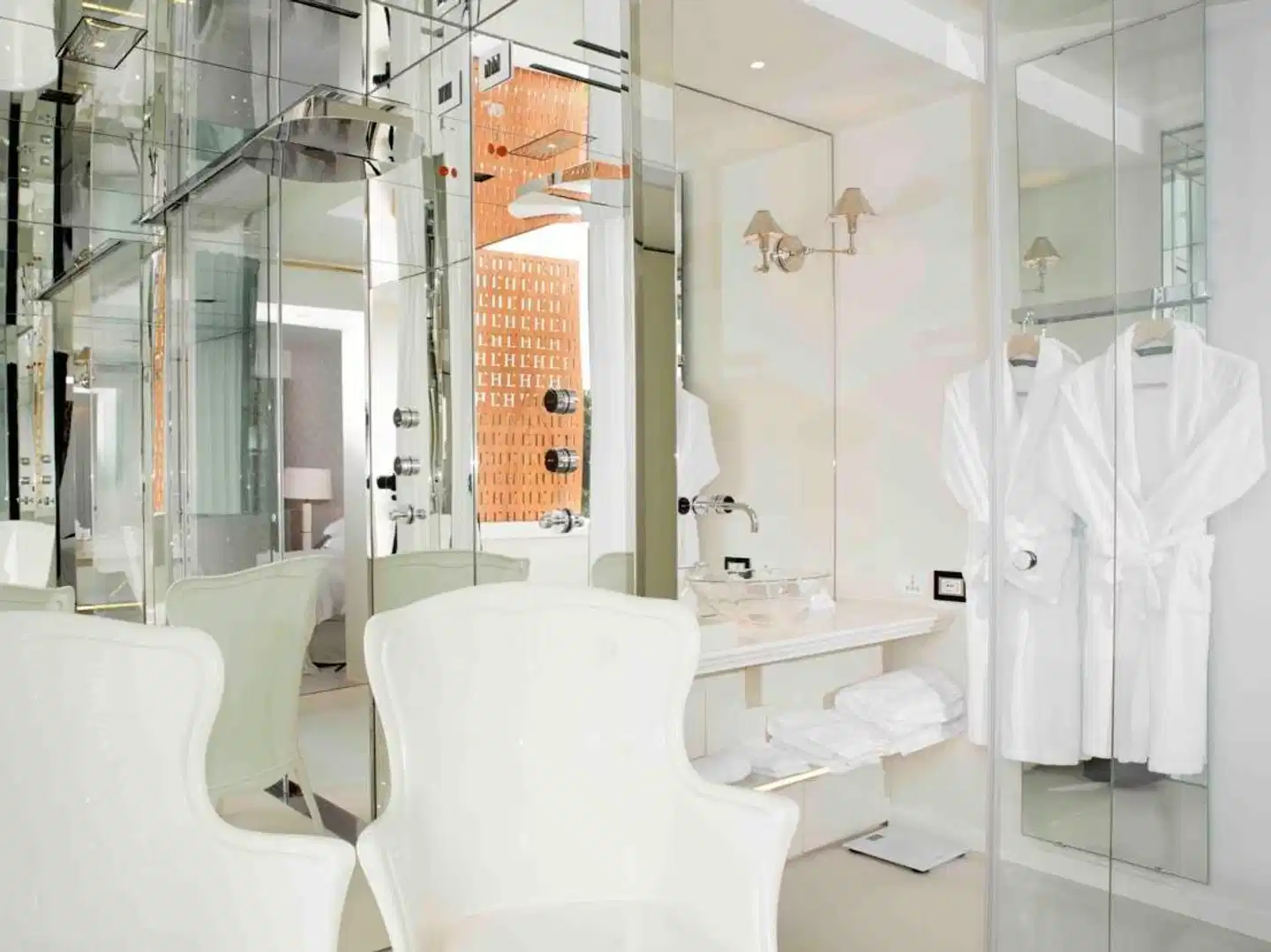 L'H Hotel Badezimmer