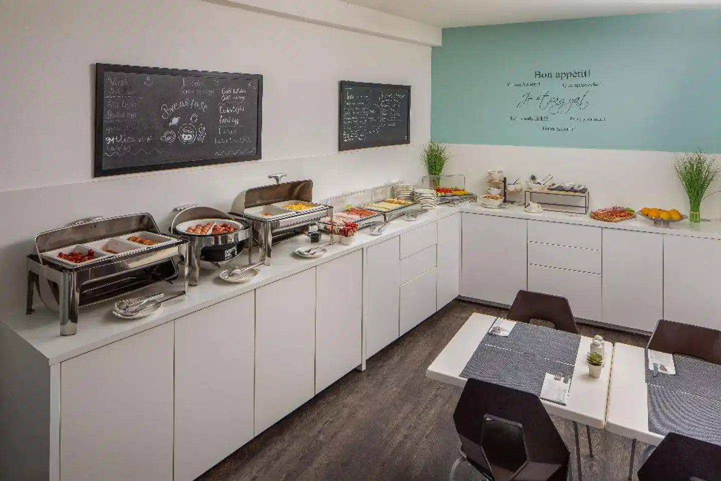 Escala Hotel & Suites Badezimmer