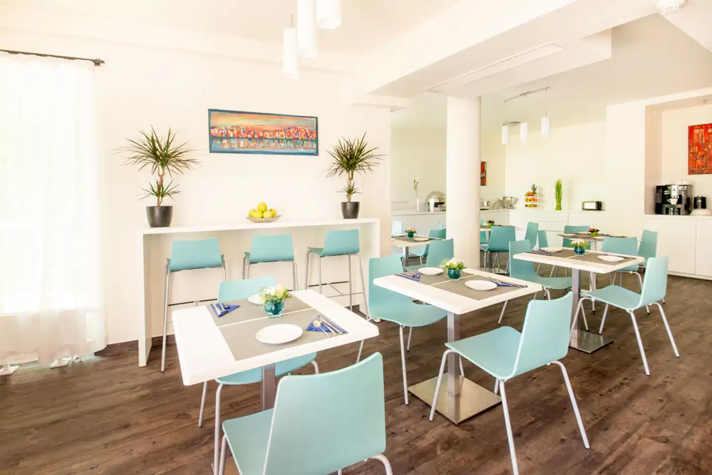 Escala Hotel & Suites Restaurant