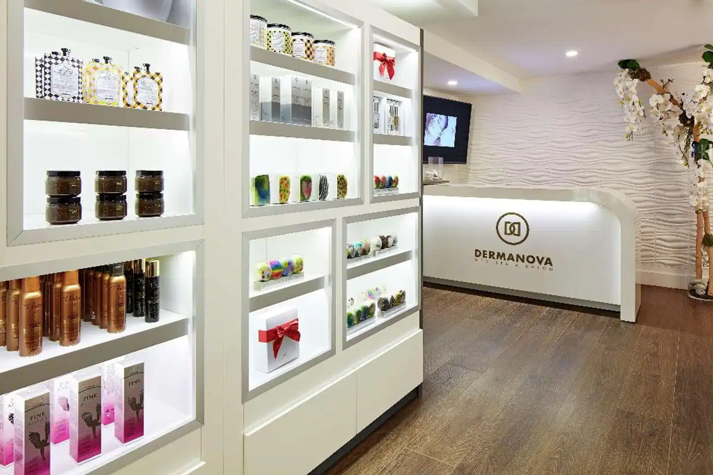 The Gabriel Miami, Curio by Hilton Lobby