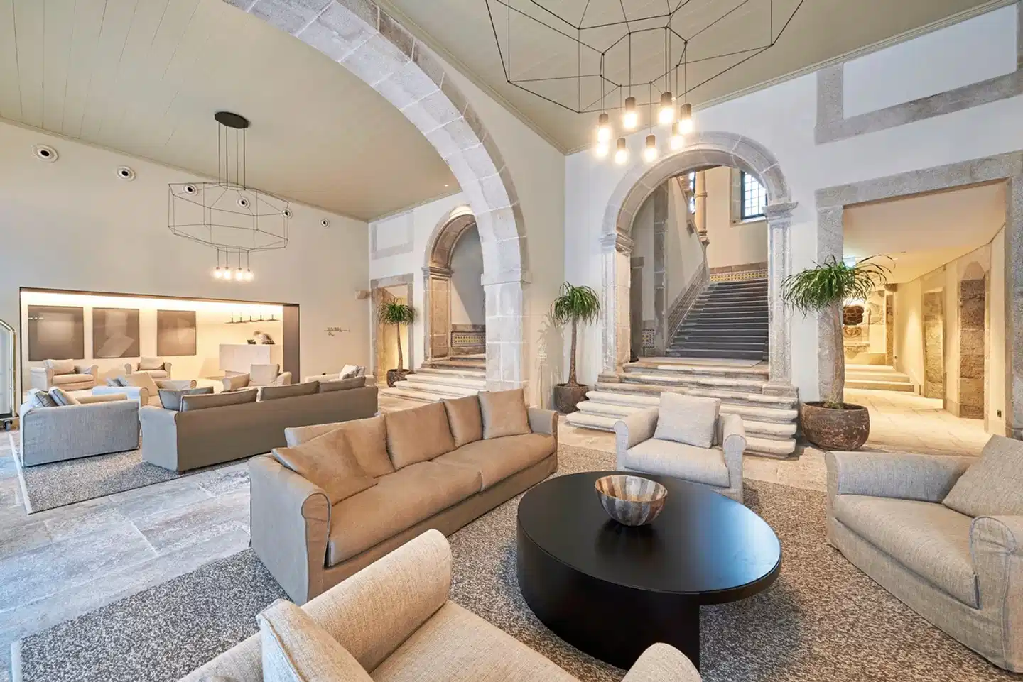 PortoBay Flores Lobby