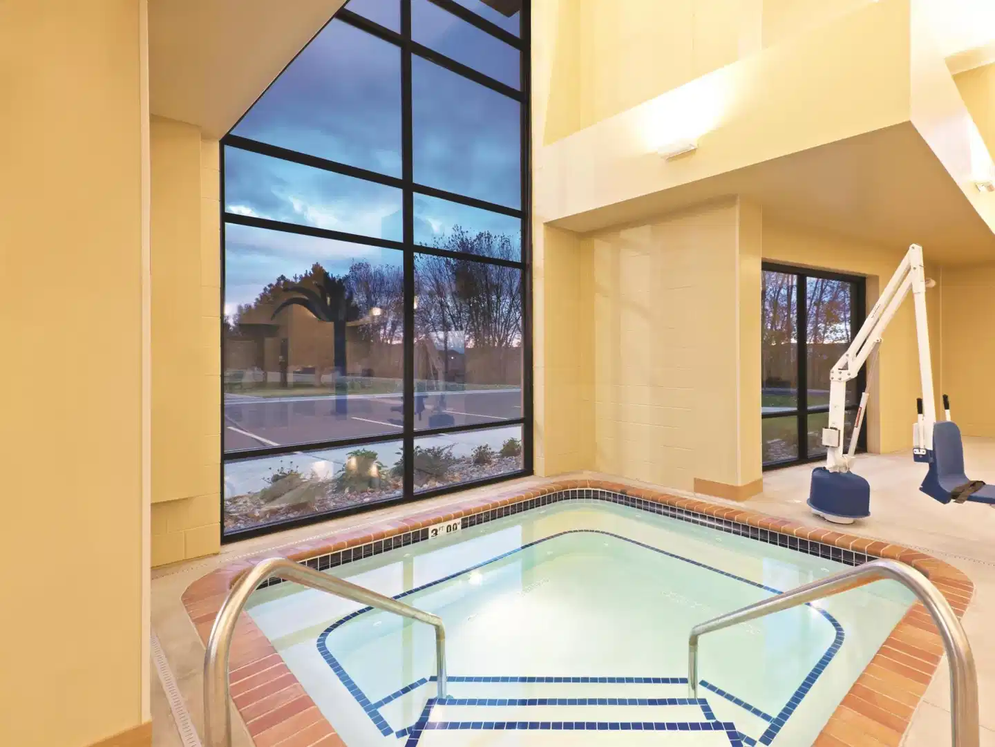 La Quinta Inn & Suites by Wyndham Billings Hallenbad