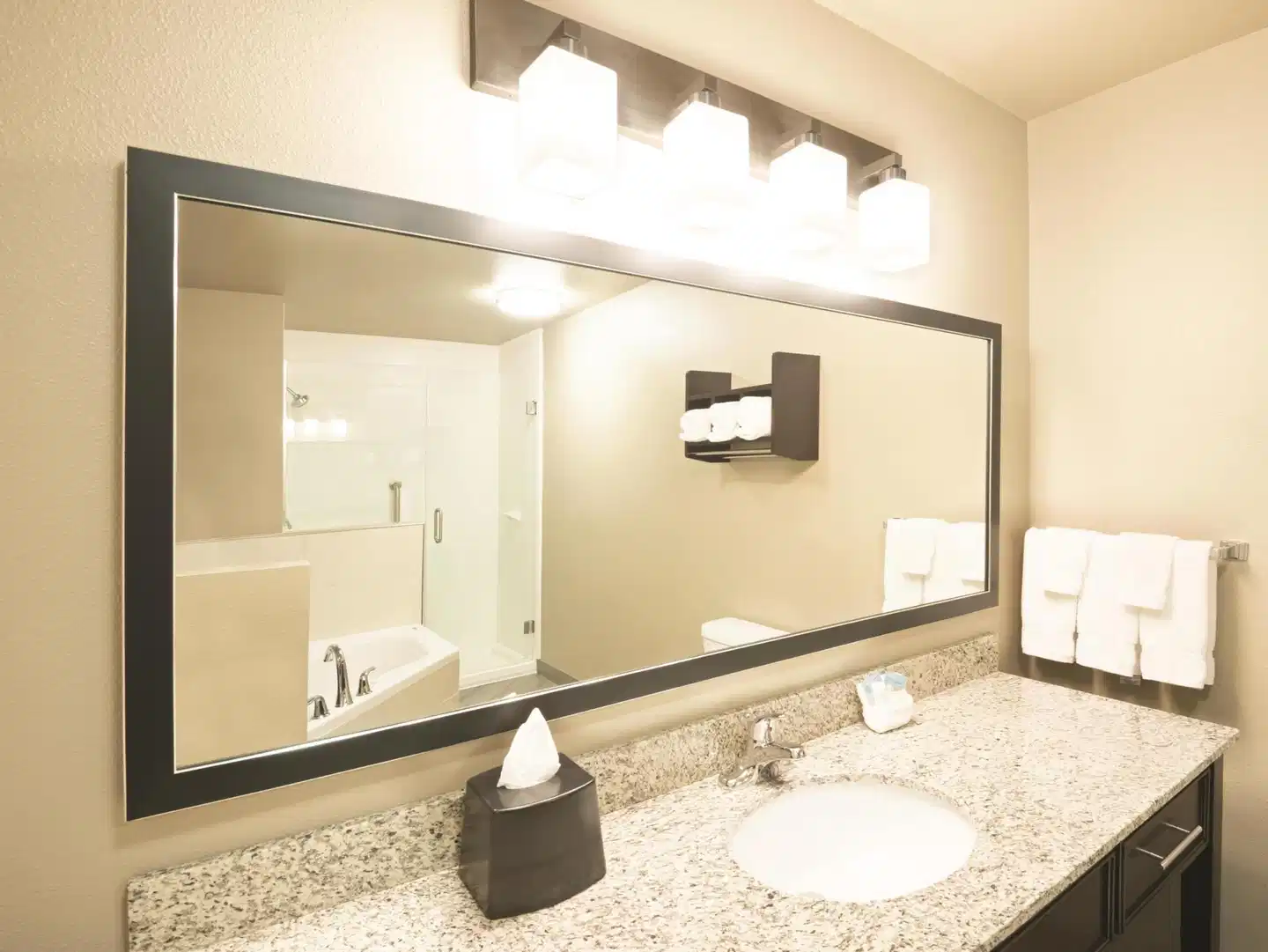 La Quinta Inn & Suites by Wyndham Billings Badezimmer