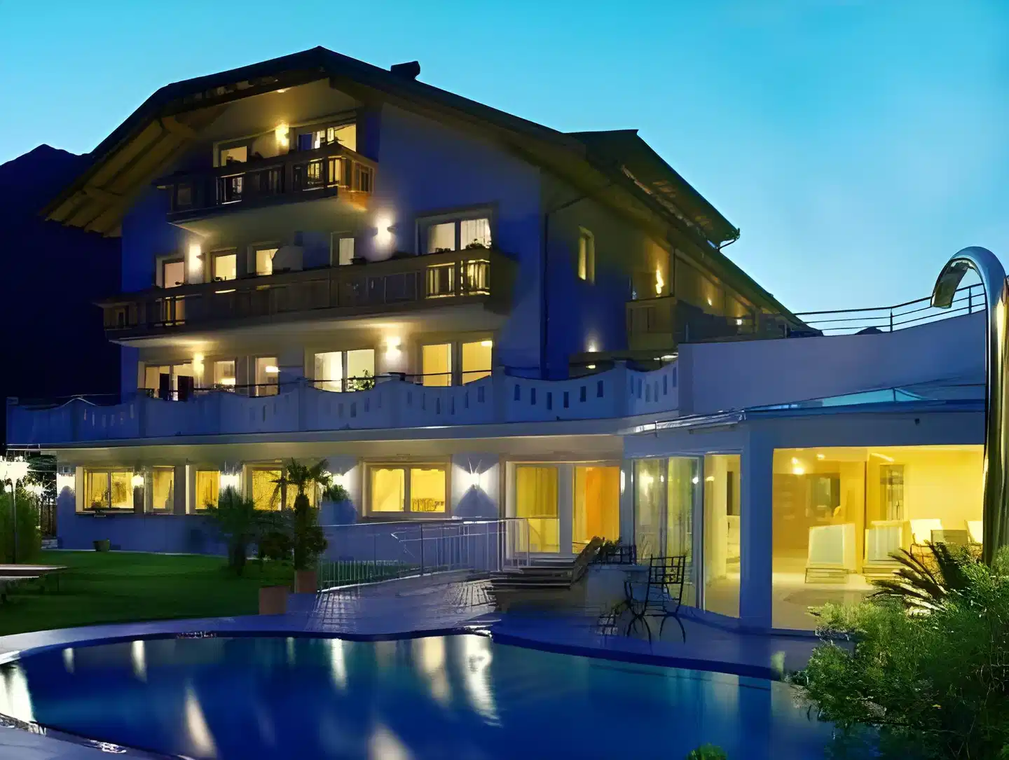 Hotel Grafenstein Aussenansicht