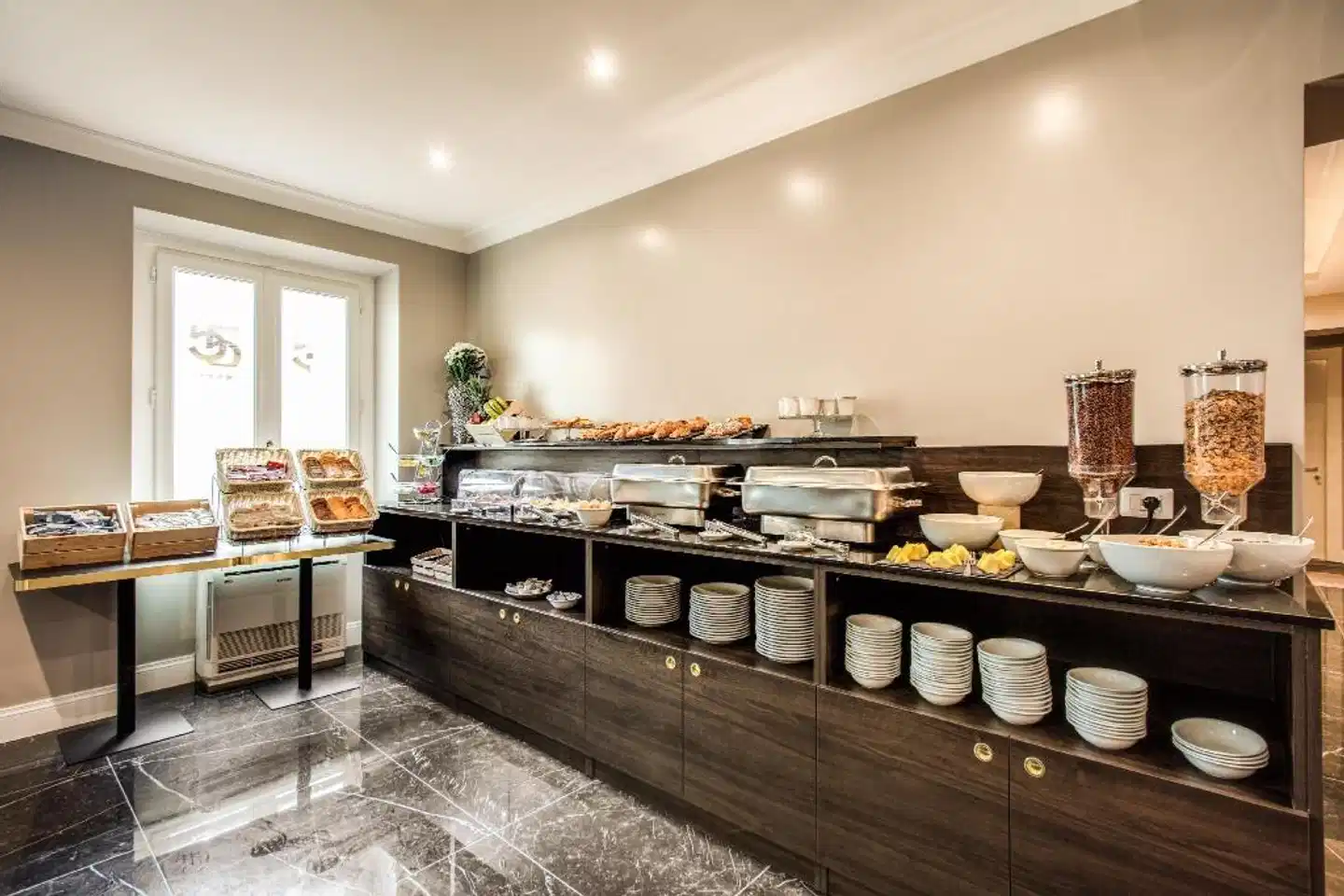 Hotel 55 Fiftyfive Restaurant