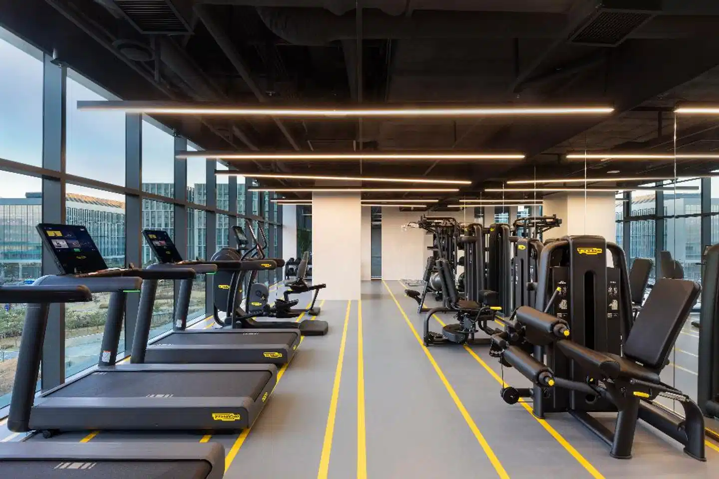 Mercure Ambassador Seoul Magok Sport und Entertainment