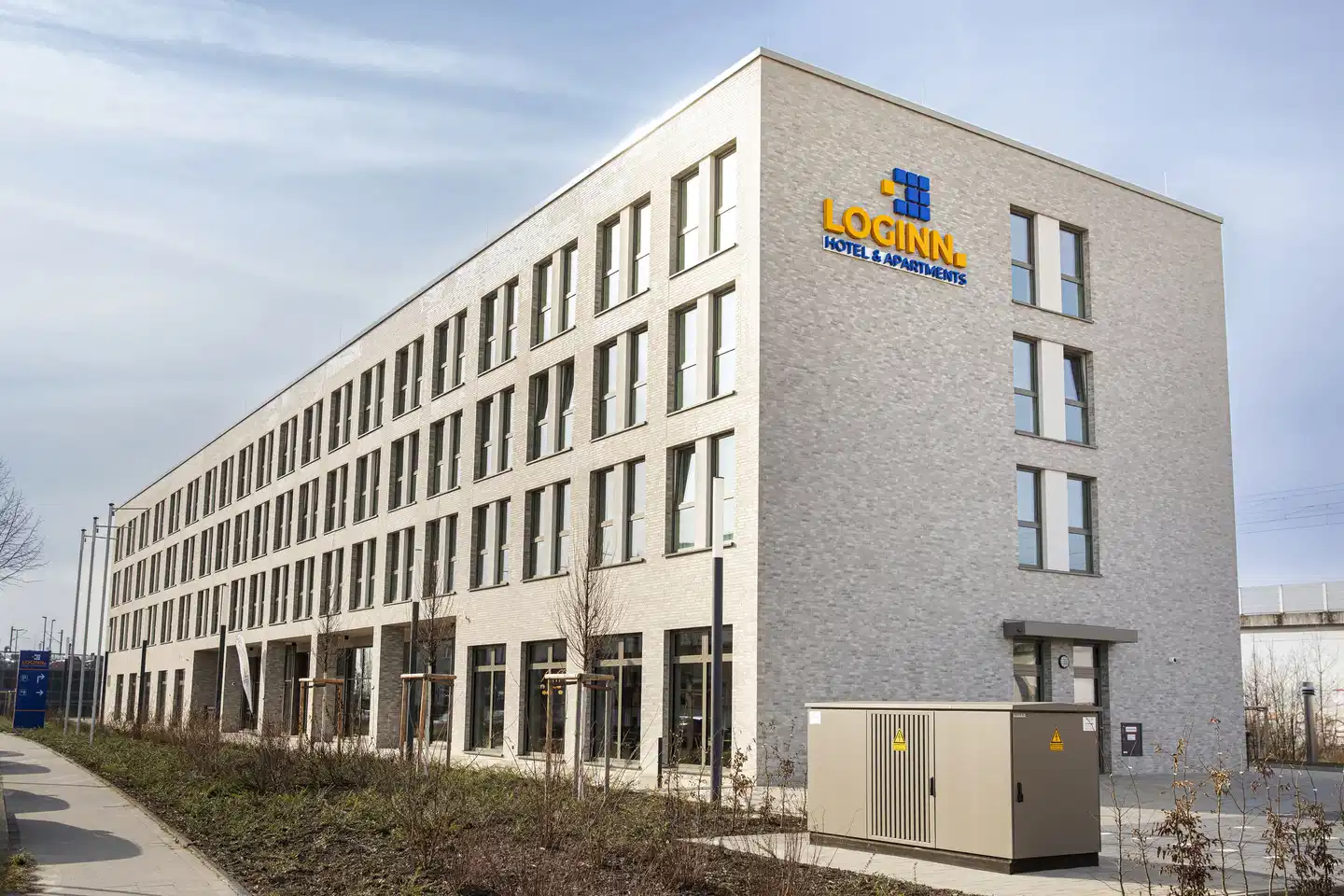 LOGINN Hotel Köln Airport Aussenansicht