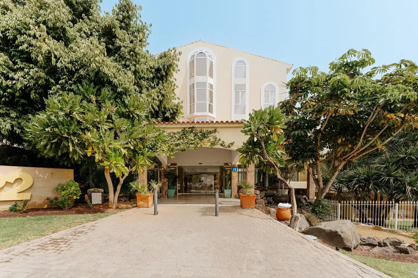 R2 Buganvilla Hotel & Spa Aussenansicht