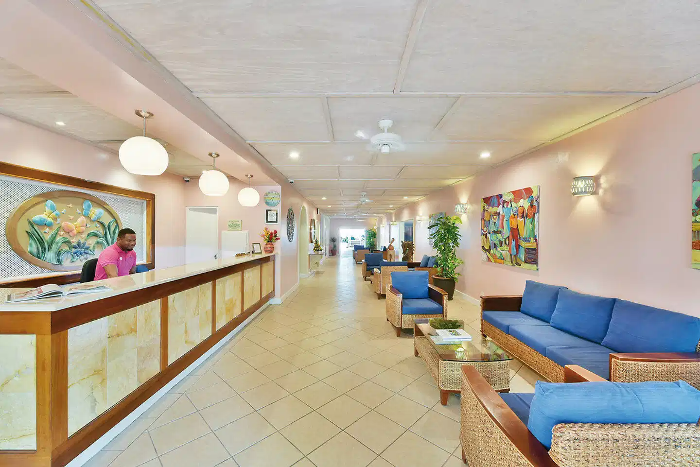 Butterfly Beach Hotel Bar