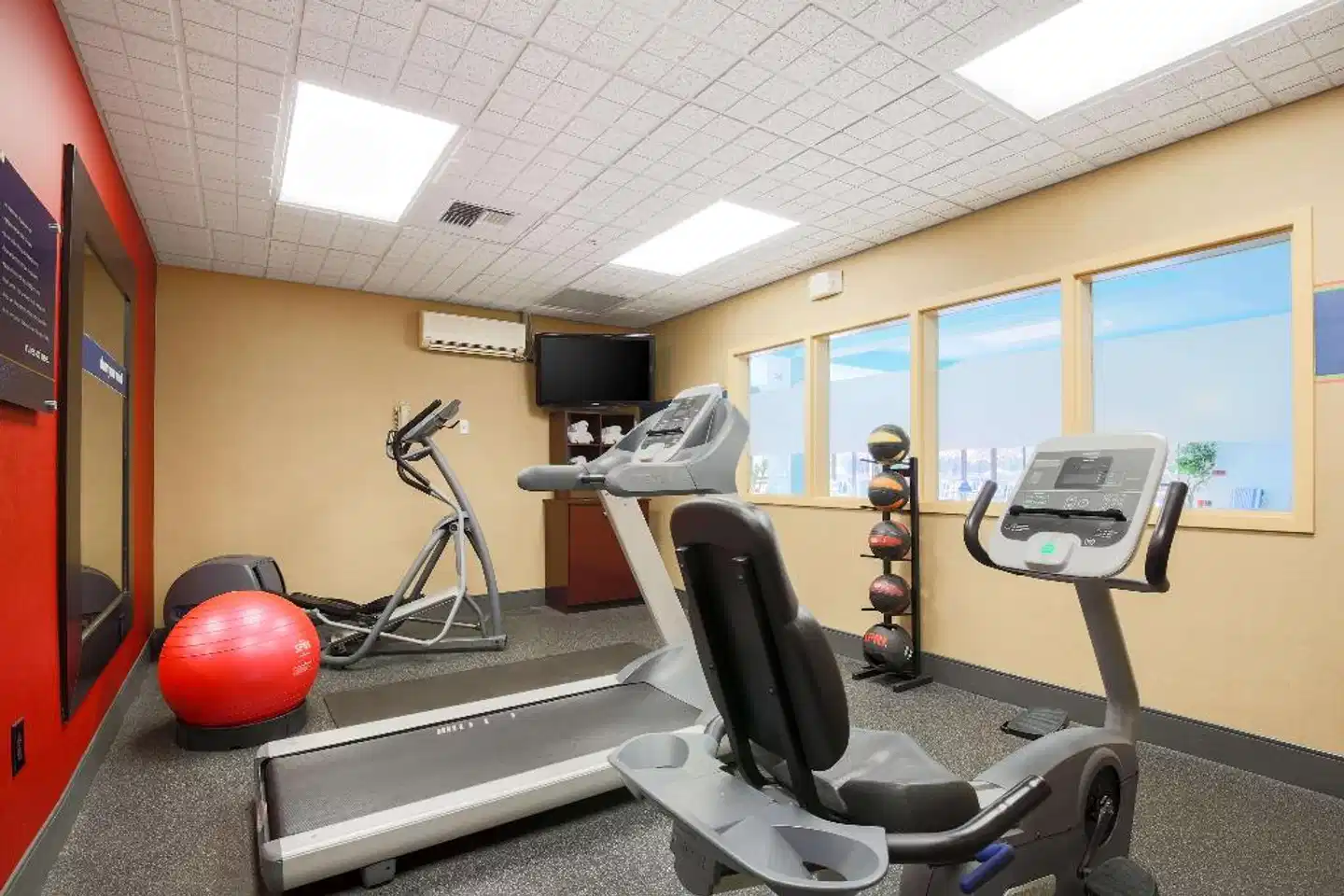 Hampton Inn Anchorage Sport und Entertainment