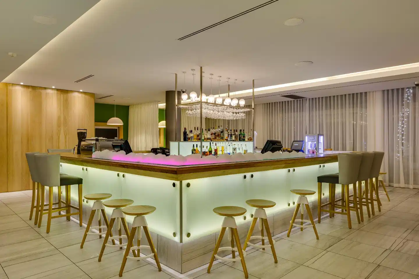 Protea Hotel by Marriott Fire & Ice! Cape Town Bar