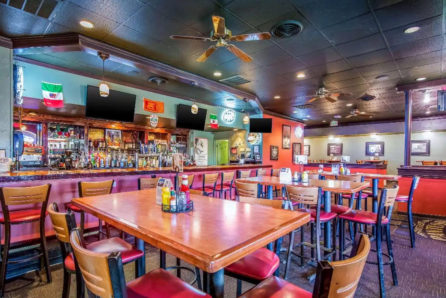 Clarion Inn Grand Junction Bar