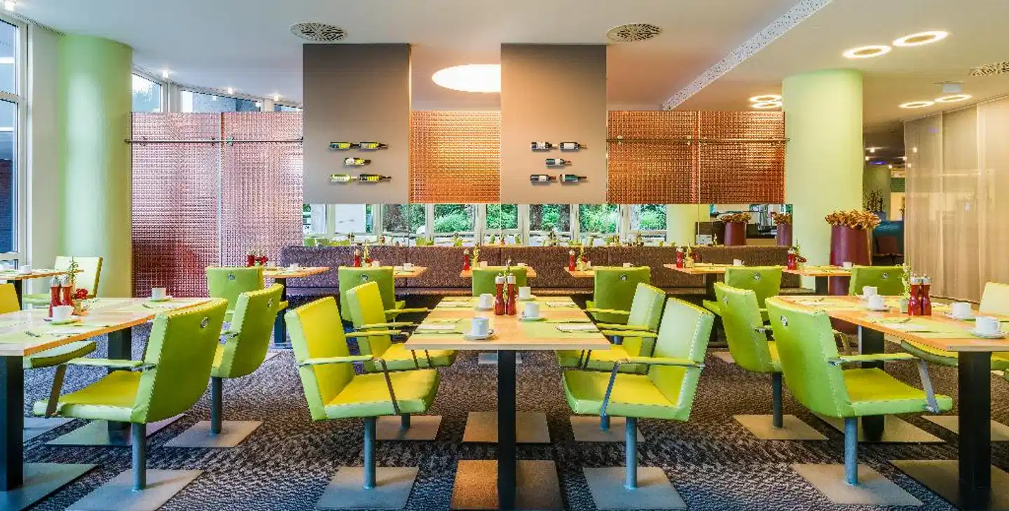 NOVINA HOTEL Wöhrdersee Nürnberg City Restaurant