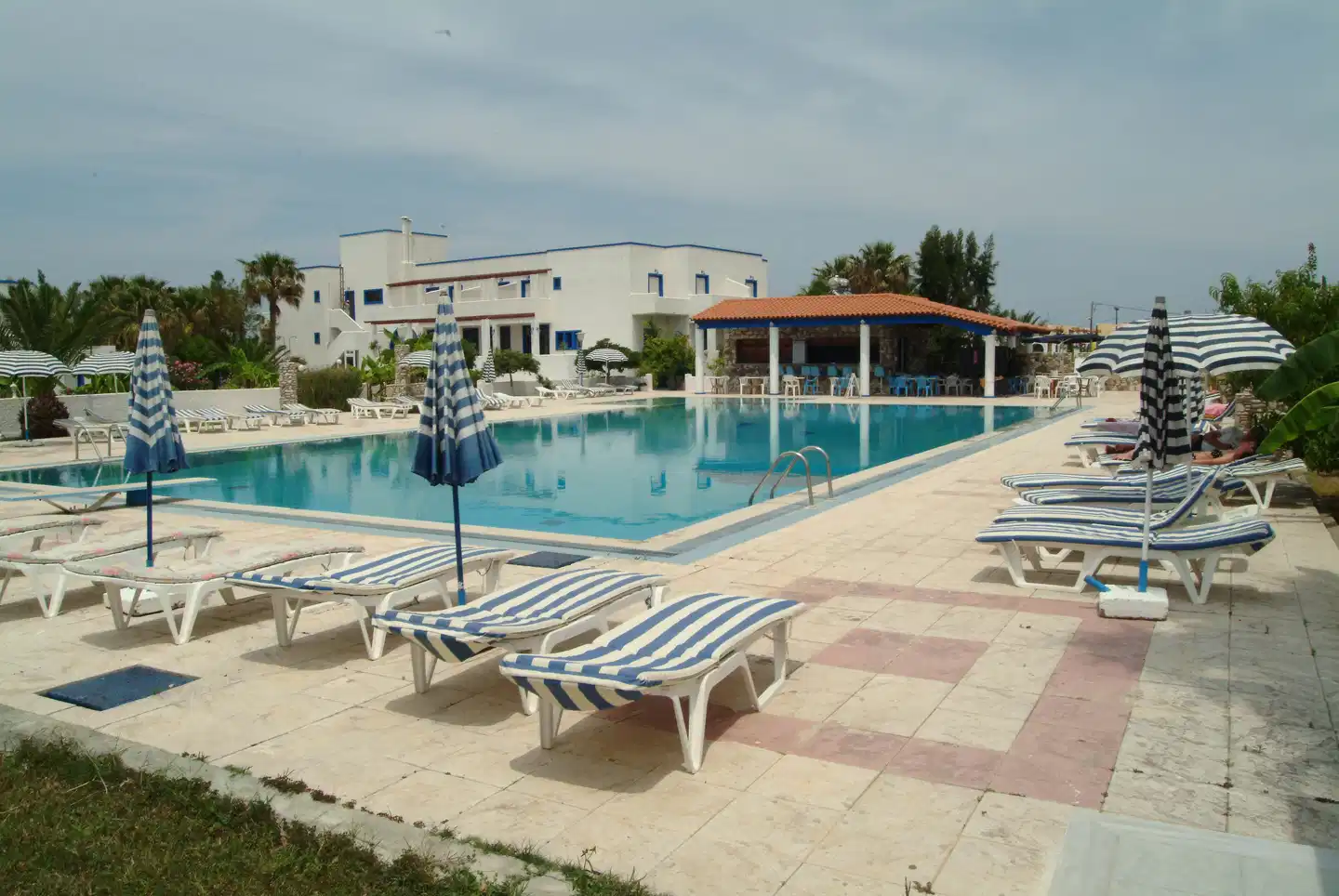 Tigakis Star Pool