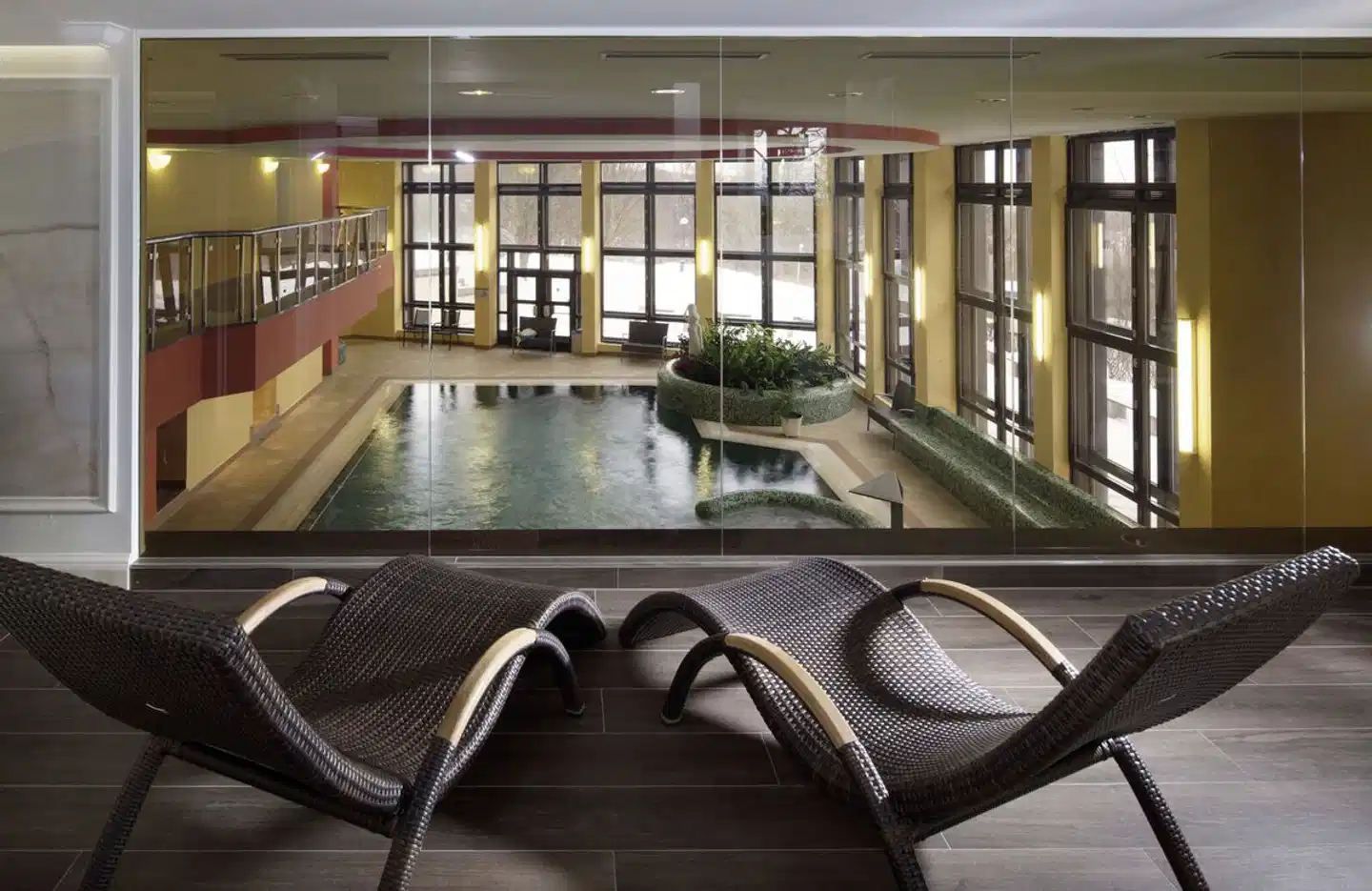 Chateau Monty Spa Resort Hallenbad