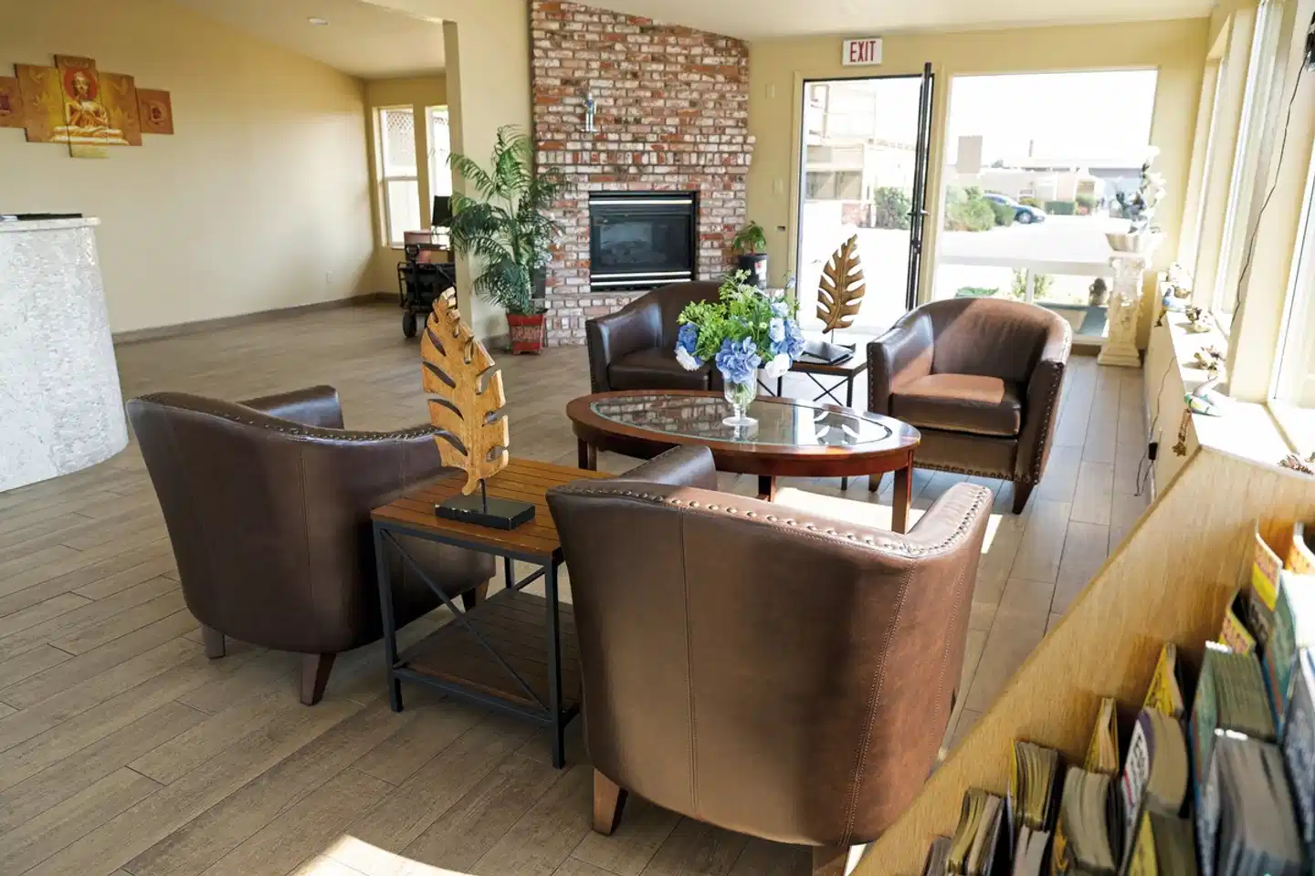 Silver Surf Motel Lobby