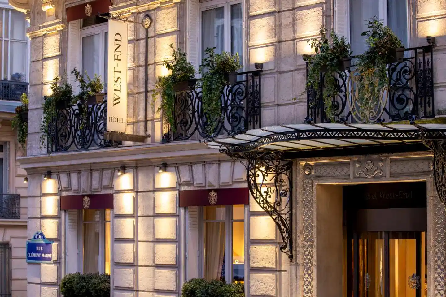 West-End Aussenansicht