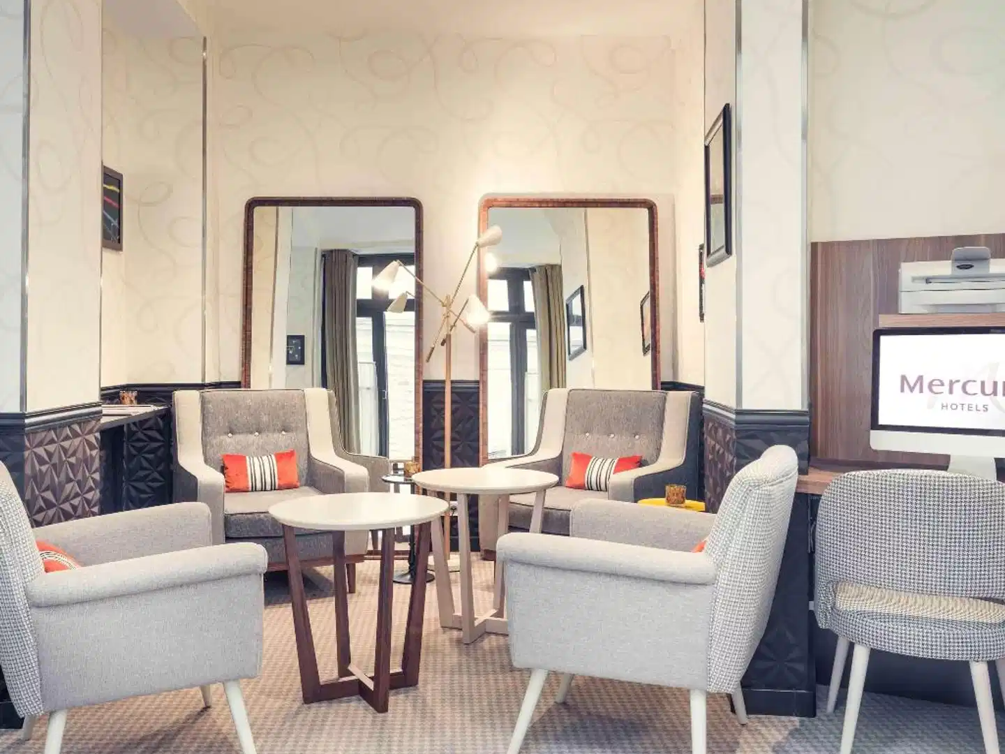 Mercure Paris Opera Grands Boulevards Hotel Wohnbeispiel