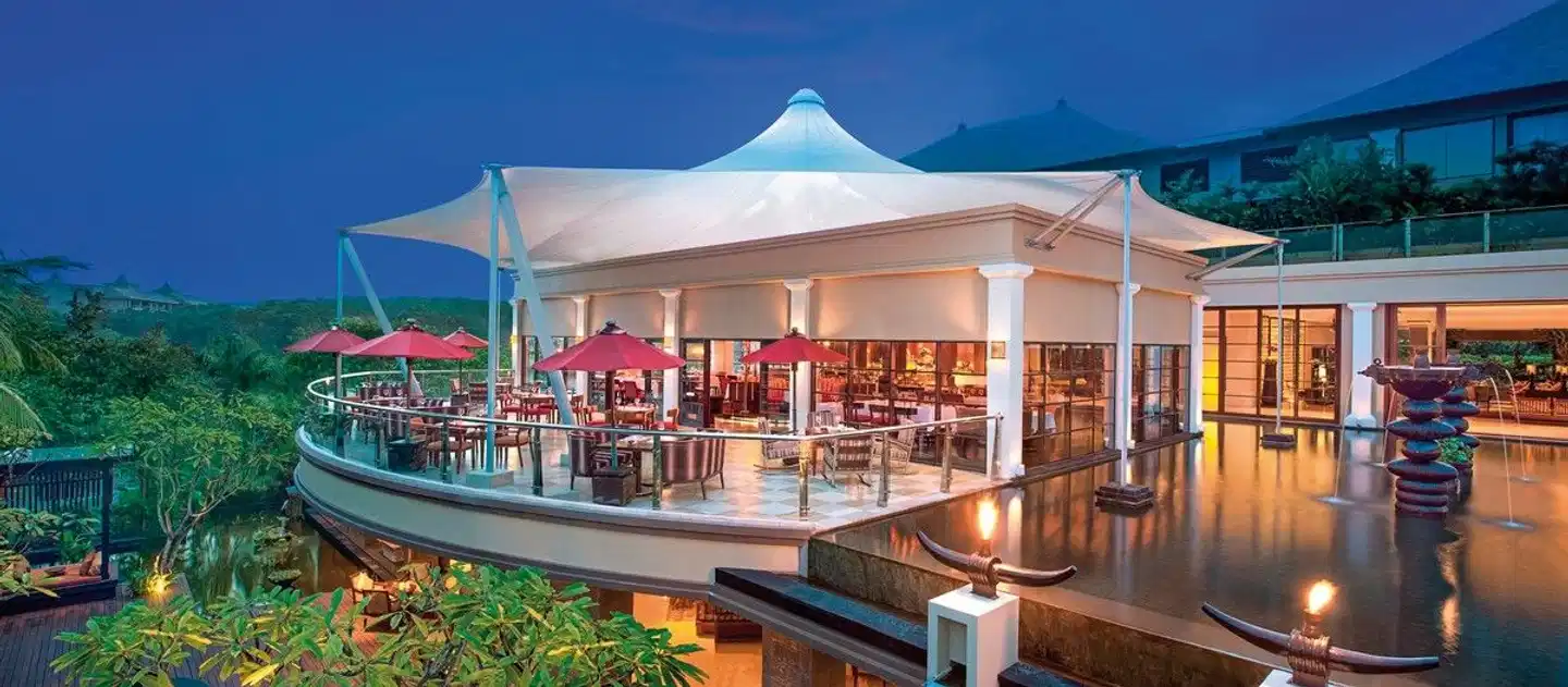 The St. Regis Bali Resort Bar