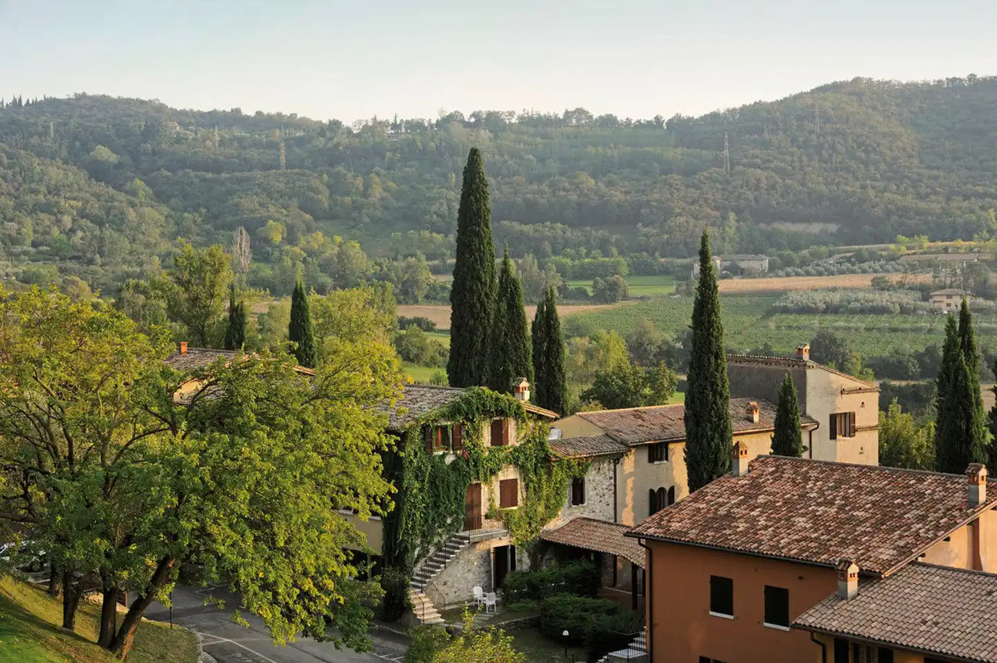 Poiano Garda Resort - Poiano Apartments Aussenansicht