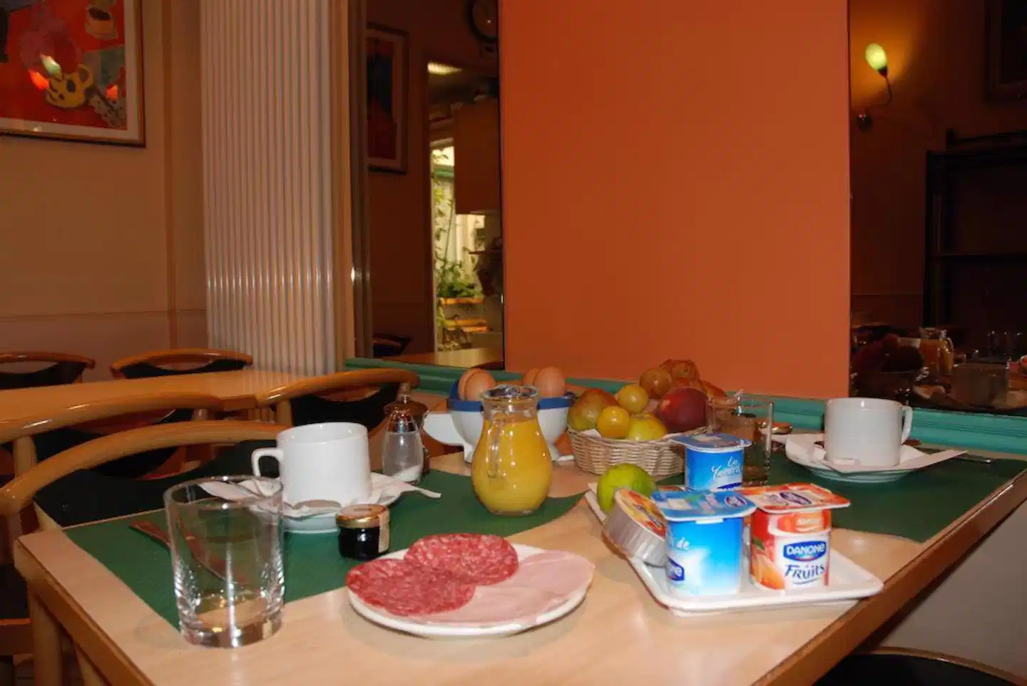 Transcontinental Restaurant