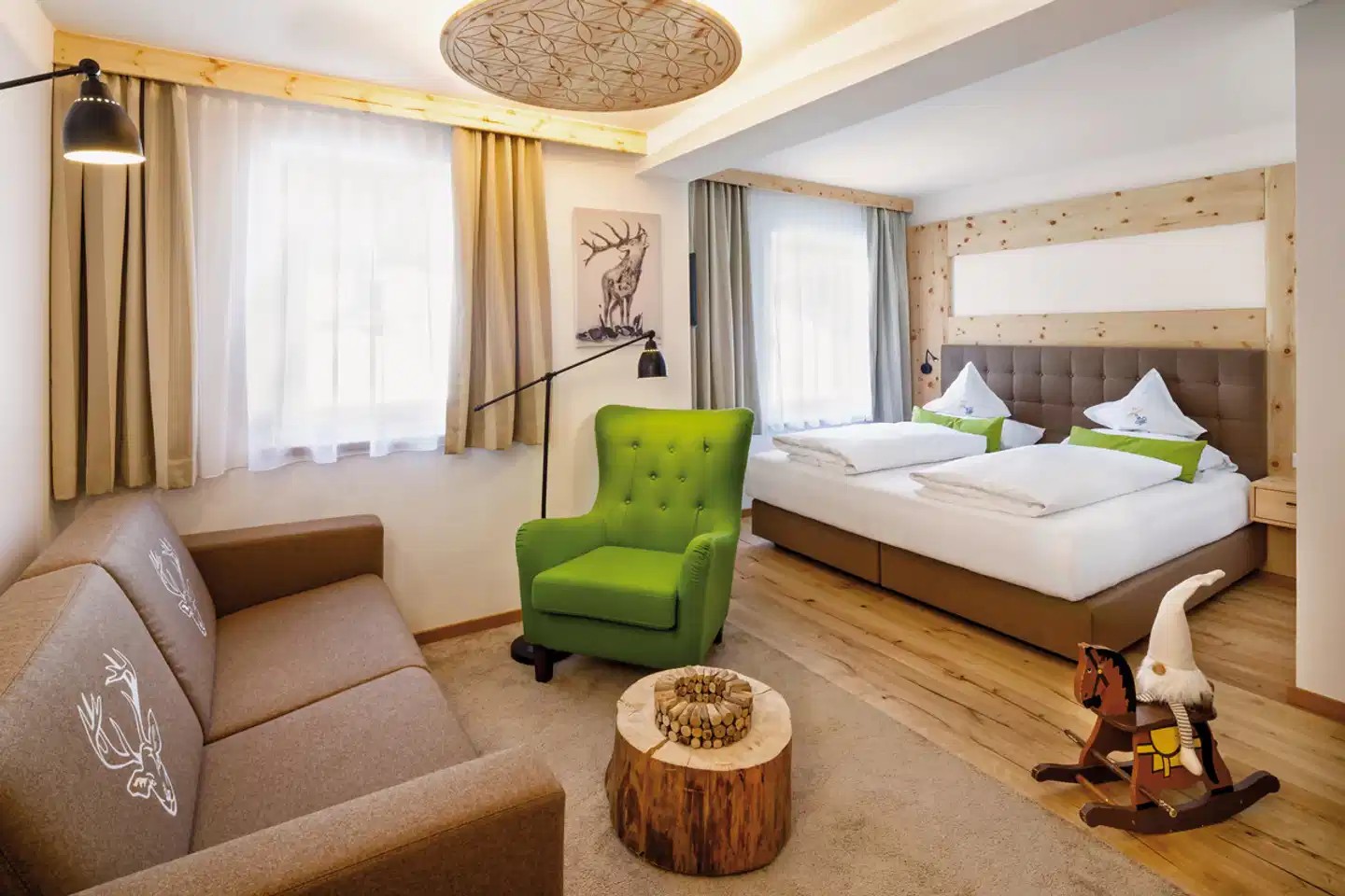 Familienhotel Hinteregger Wohnbeispiel