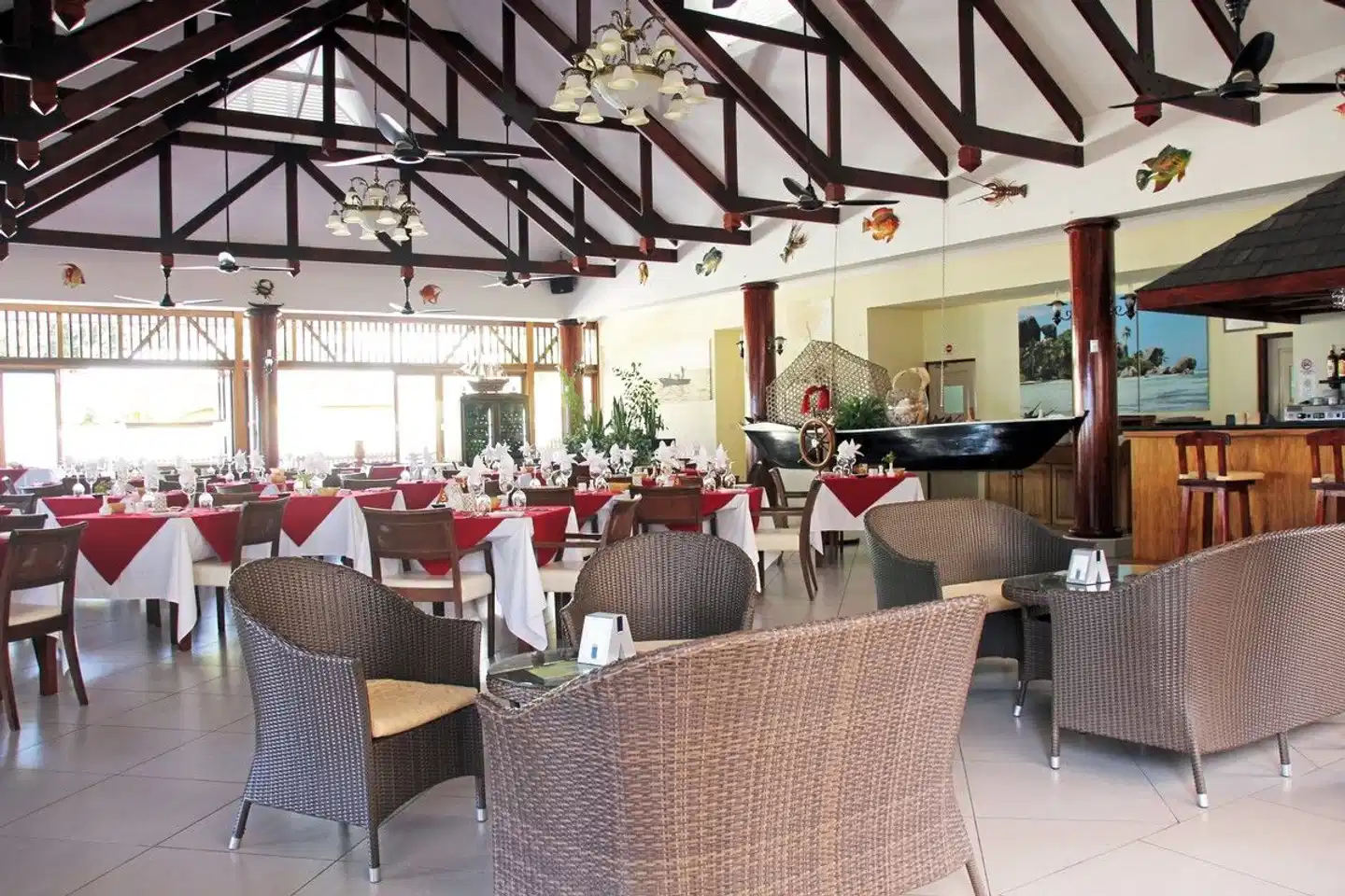 Pirogue Lodge Restaurant