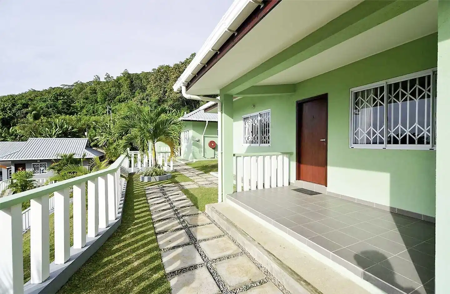 Surfers Beach Self Catering Chalets Terrasse