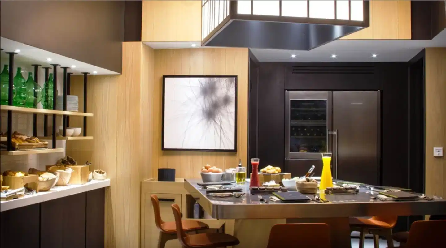 Le Cinq Codet Restaurant