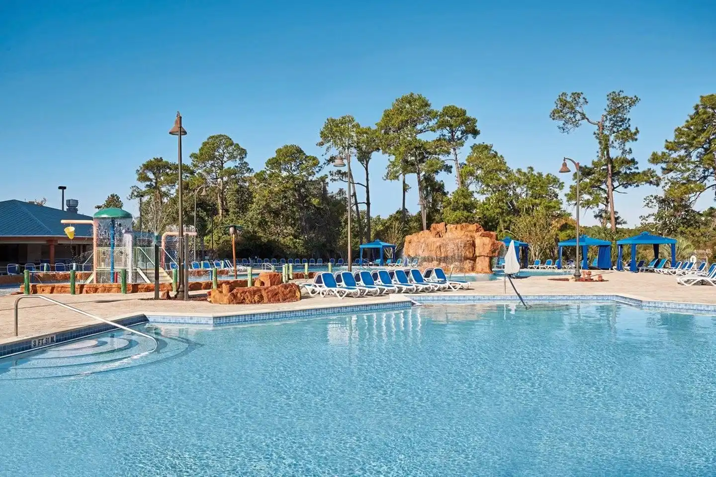 Wyndham Garden Lake Buena Vista Disney Springs Resort Area Pool