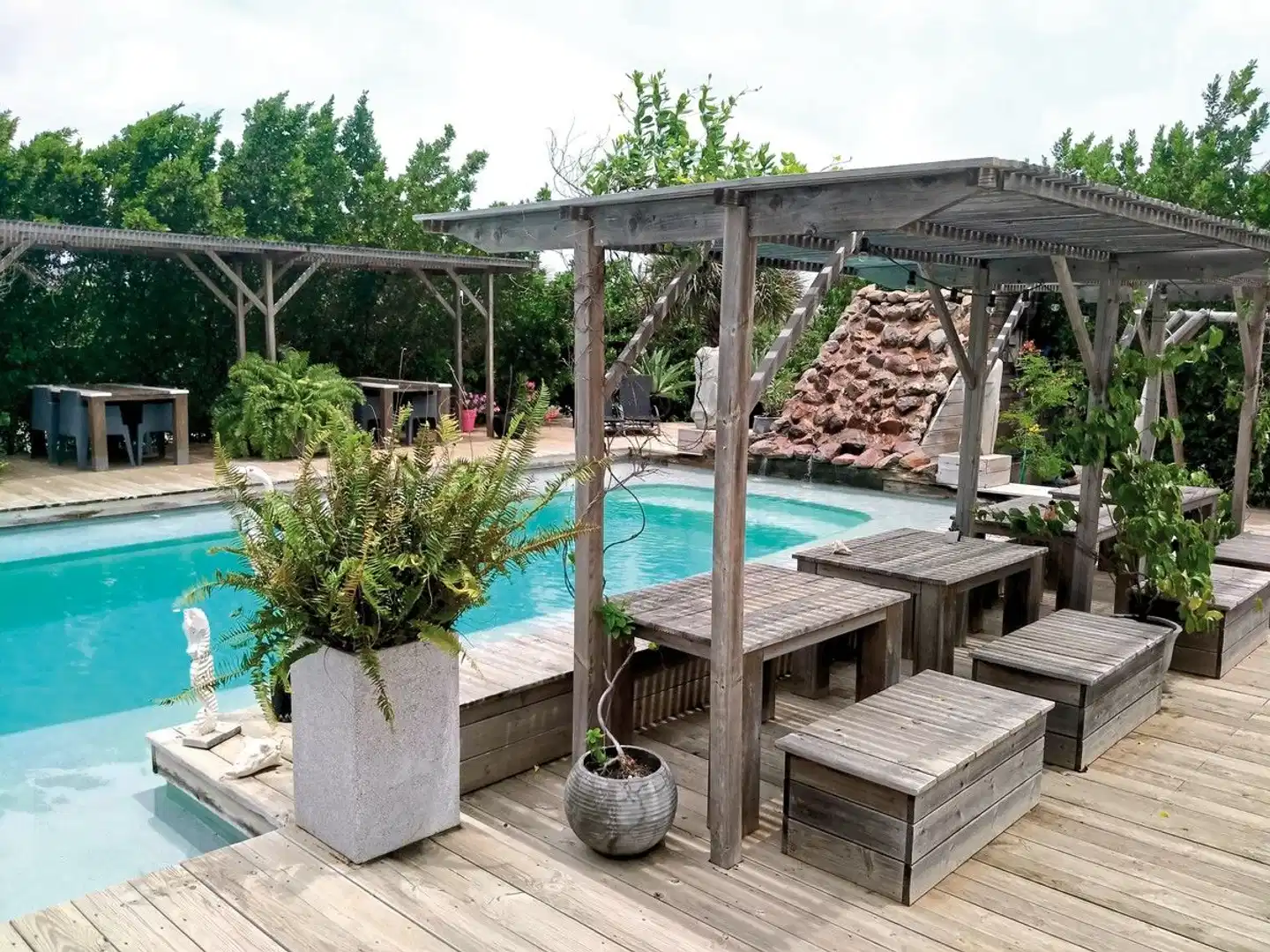 Red Palm Village Terrasse