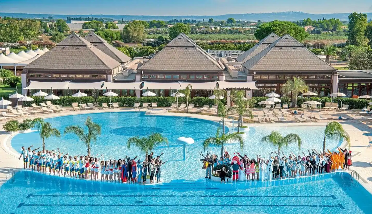 Valentino Village Pool