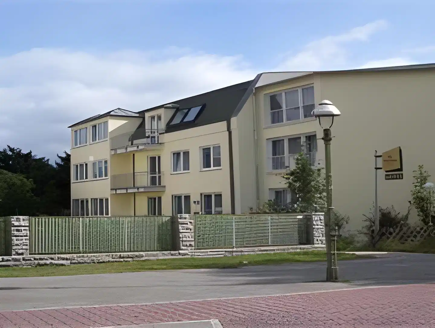 Aparthotel Guzulka & Restaurant Aussenansicht