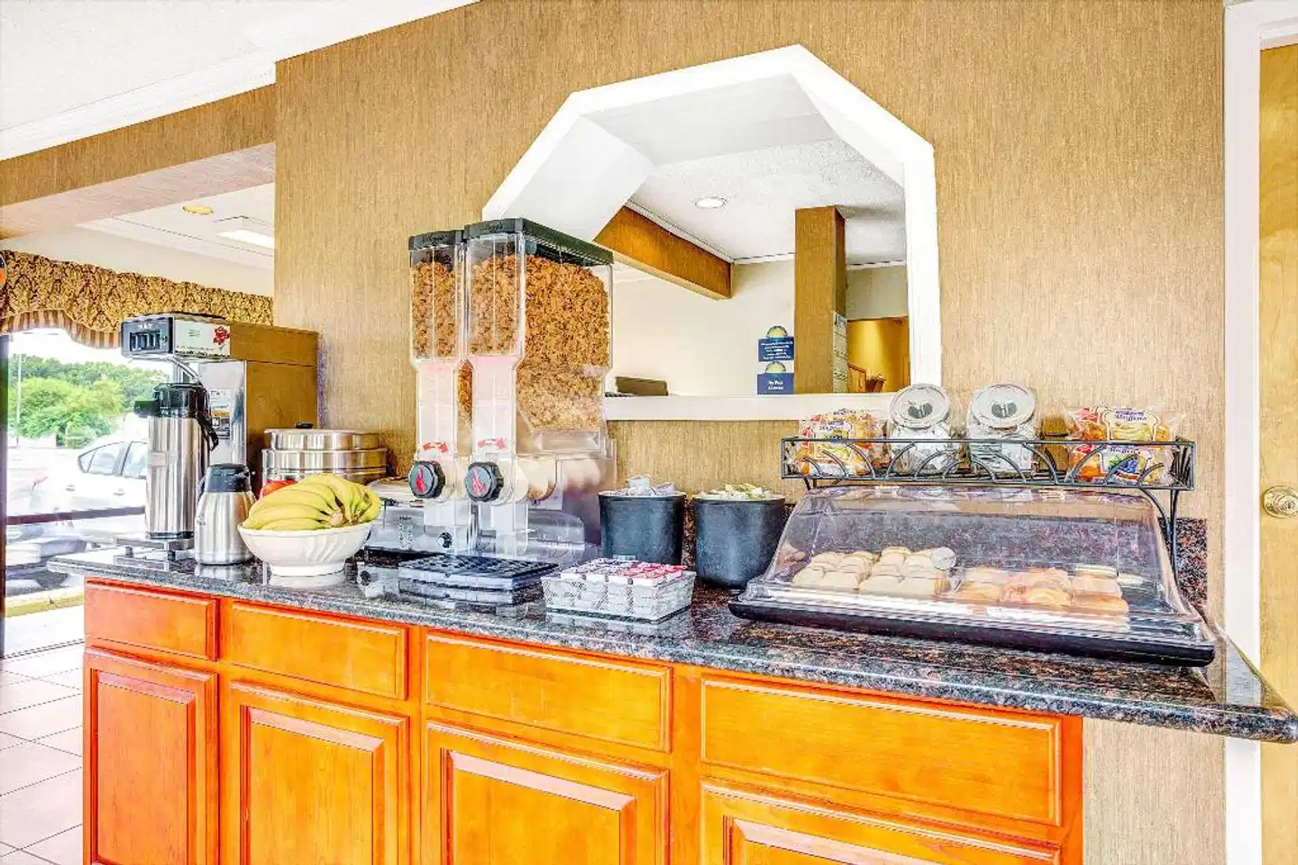 Days Inn by Wyndham Chesapeake Restaurant